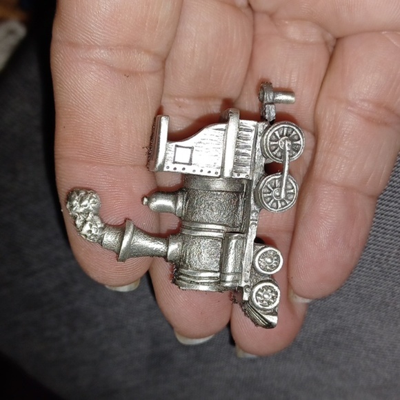 Fort satin finish pewter NOEL train, 8 pc in the box - Picture 6 of 9